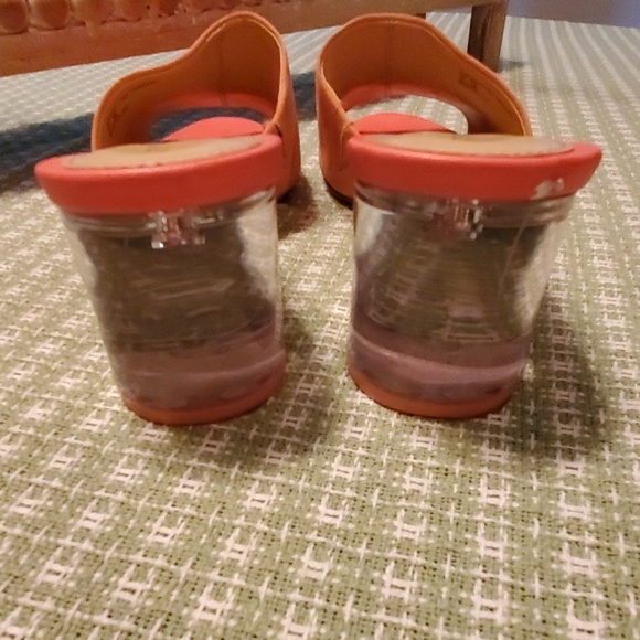 Katy Perry clear chunky heel slides - Picture 5 of 5